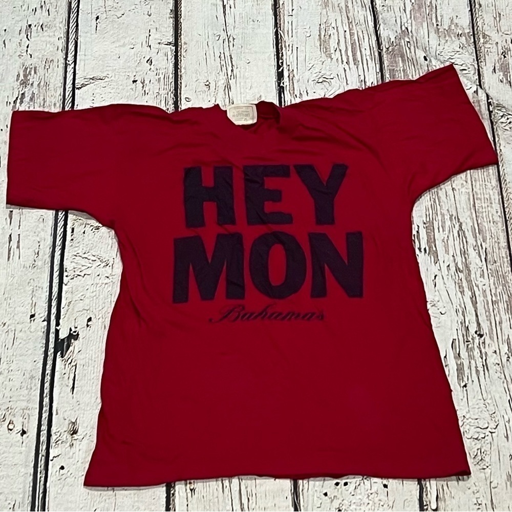 Vintage 1980s Hey Mon Bahamas Travel Tourism 80s Crewneck Tee Tshirt